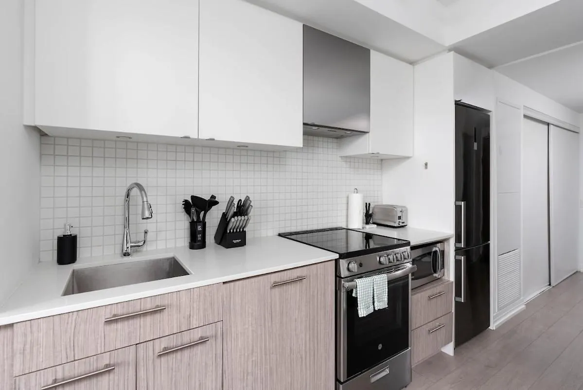 Chic Studio By Eaton Centre Toronto