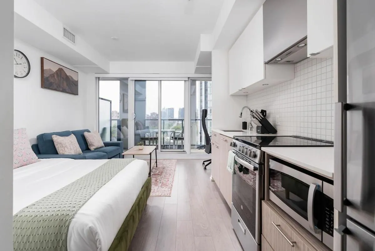 Apartment Chic Studio By Eaton Centre Toronto